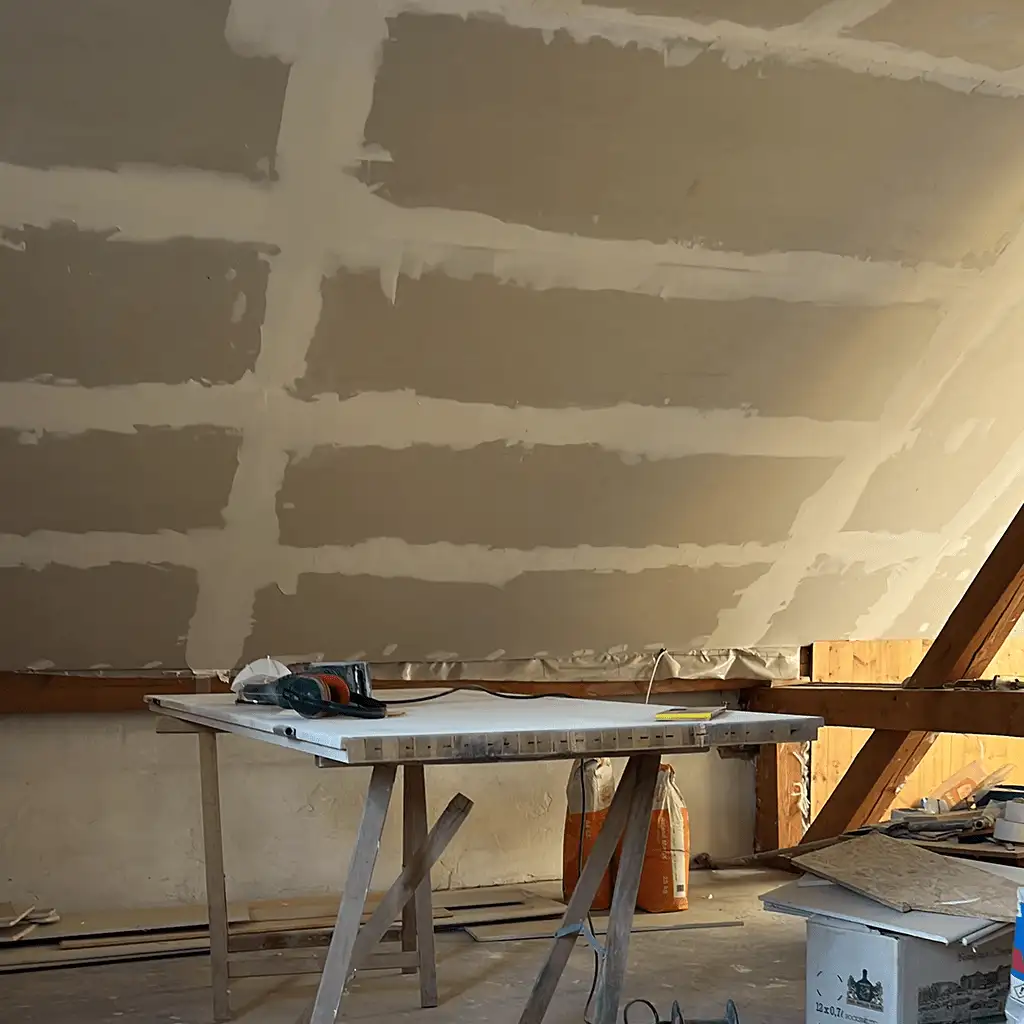 Trockenbauarbeiten für flexible Raumgestaltung durch Handwerker-Marktredwitz